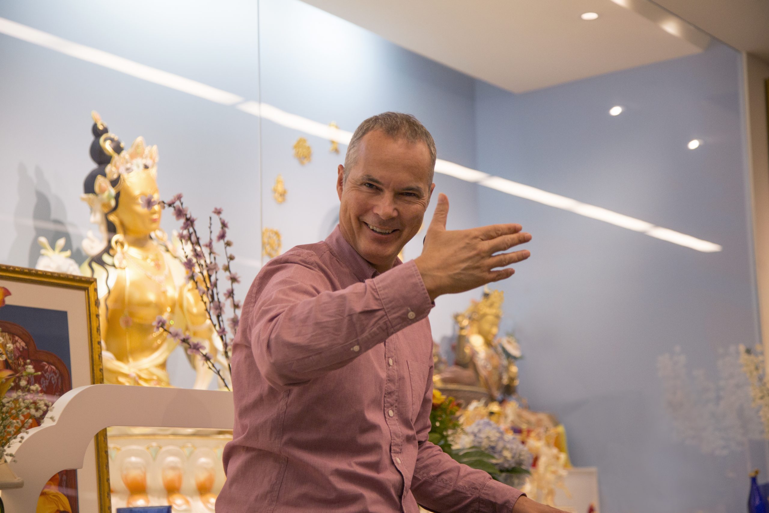 Kadam Morten is the Eastern US National Spiritual Director of the New Kadampa Tradition and Resident Teacher at Kadampa Meditation Center New York City. He has been a close disciple of Venerable Geshe Kelsang Gyatso for over 35 years.